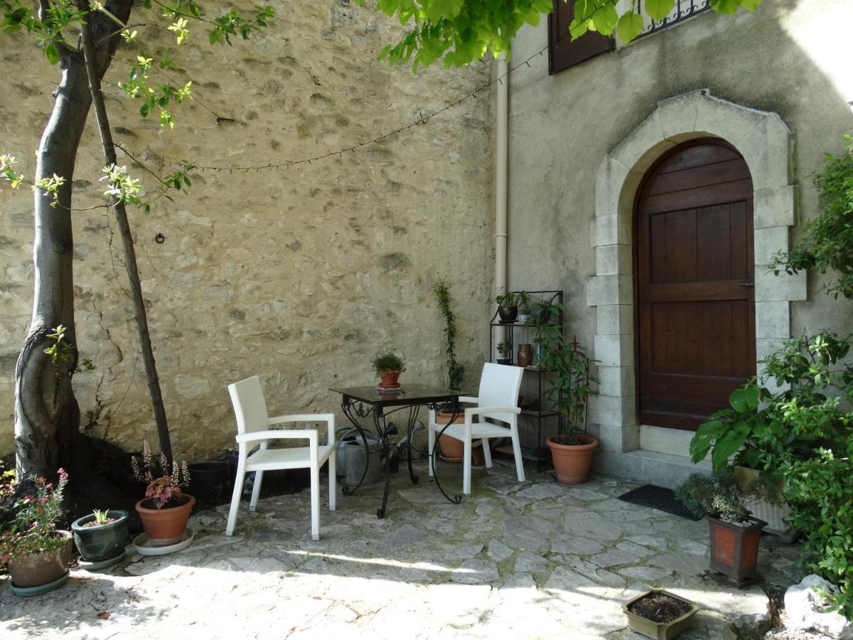 Le Clos Du Tilleul Saint-Michel-lʼObservatoire Exterior foto